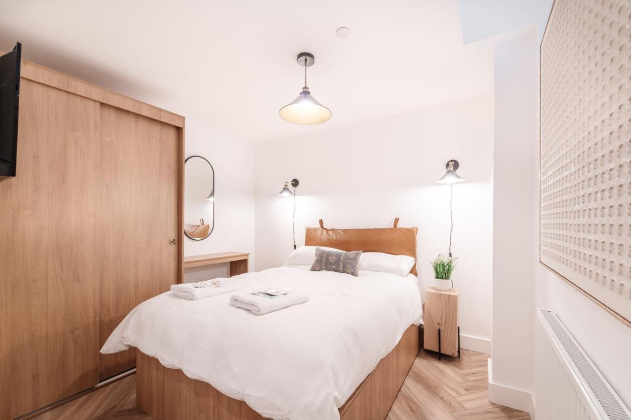 Royal House Stylish Apartments - Chester Eksteriør bilde